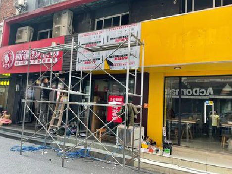 丽水制作广告招牌如何避免它发黄？